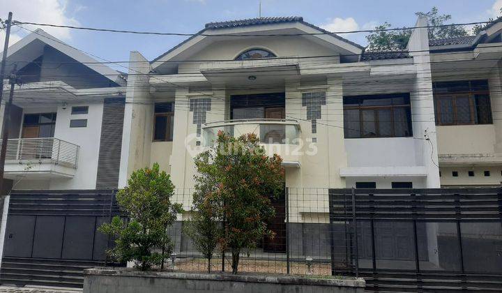 Rumah Lux di Bandung Utara jl Cipaku Indah 1