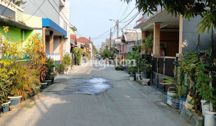 Rumah Lama Perumnas Karawaci Jalan Lebar 2