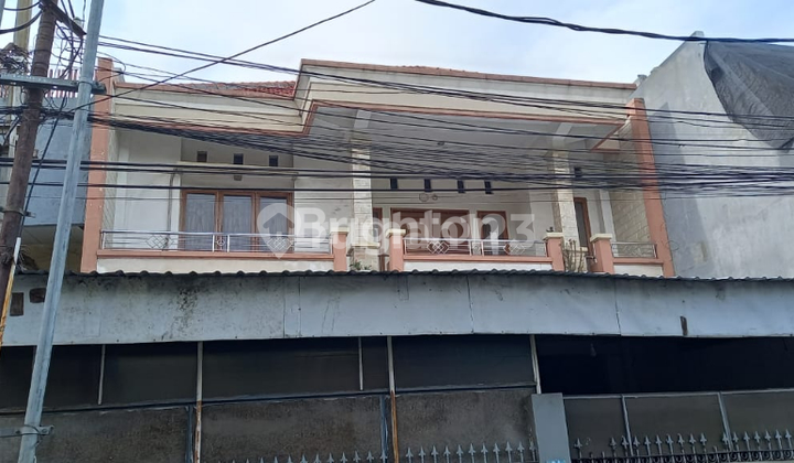 RUMAH 2 LT DI JL KEDUNG KLINTER SURABAYA