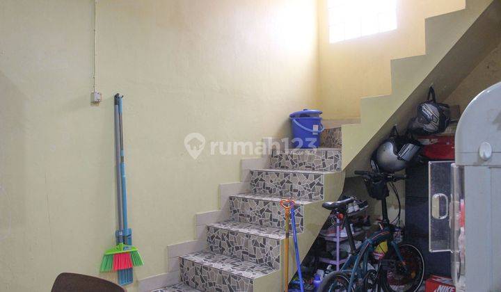 Hunian 2 Lantai SHM Harga Nego Dekat Sekolah di Depok Siap Kpr J14634 2