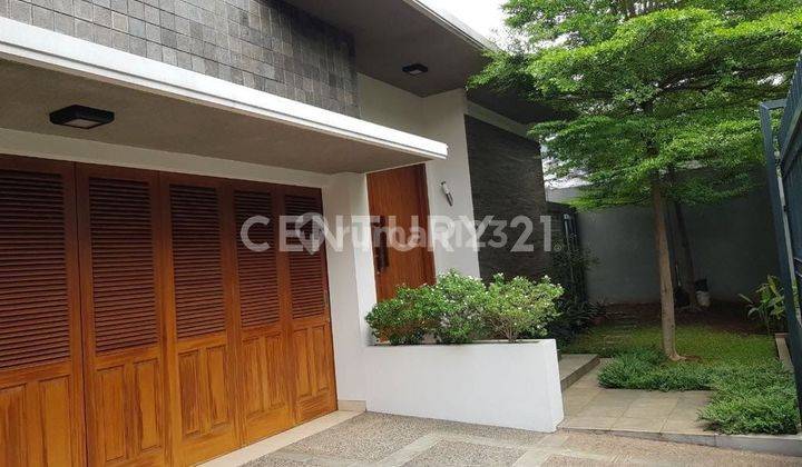 Rumah Hook Di Daerah Kemang Jakarta Selatan 2