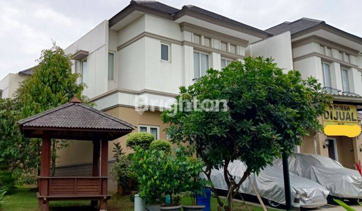 Rumah cantik 2 lantai hoek siap huni asri dan nyaman disavia bsd serpong Tangerang Selatan 1