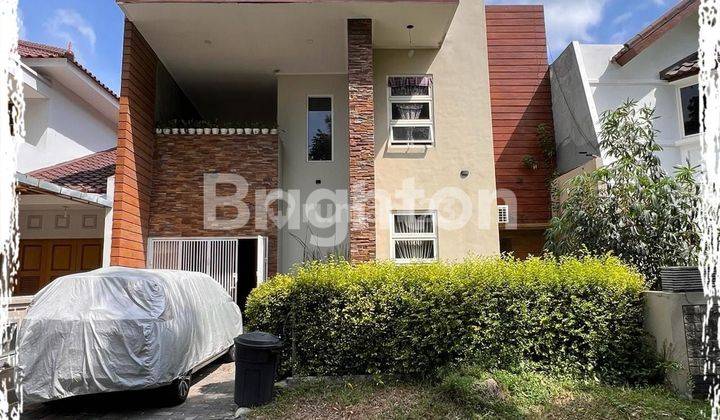 RUMAH 2 LT TERAWAT DI VILLA VALENCIA SURABAYA DEKAT PTC MALL, DARMO, VILLA BUKIT REGENCY 1