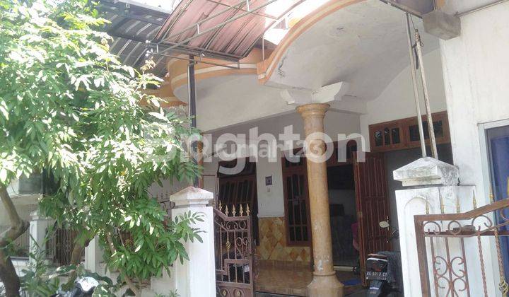 RUMAH 2 LANTAI DAN KOST 14 KAMAR SIAP PAKAI DI KEDIRI 1