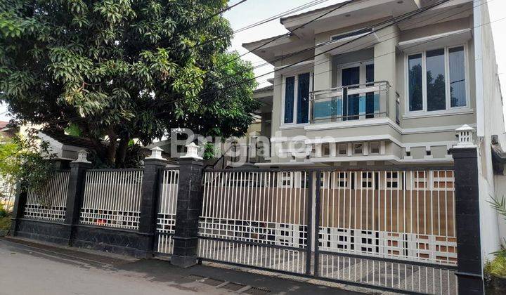 Rumah Cantik Asri di Pinang Kota Tangerang 2