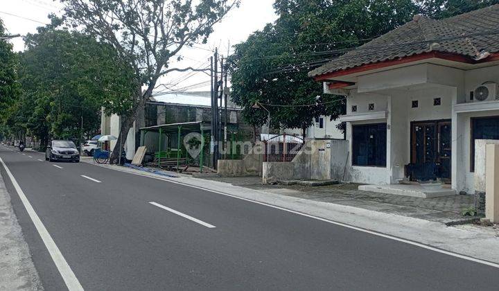 Rumah & Toko Lokasi Strategis di Condong Catur Depok Sleman 2