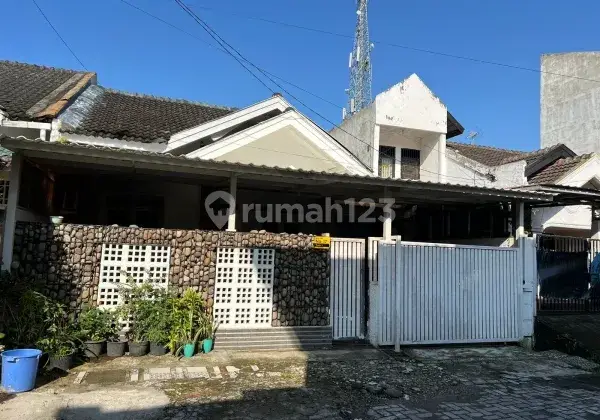 Rumah Bagus Dalam Komplek Daerah Tasbih Medan 1