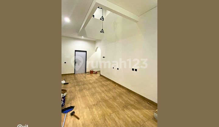 Rumah Taman SImpruk Yang Aman Dan Tenang Di Lippo Cikarang 2