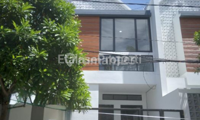 RUMAH BARU GADING PANTAI