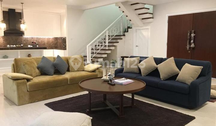 Modern Golf View House with Terrace and High Ceiling 2