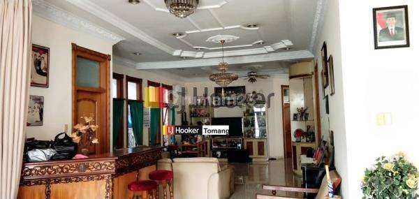 Rumah Komersil di Otista Jakarta Timur Furnished Mewah Hitung Tanah 2