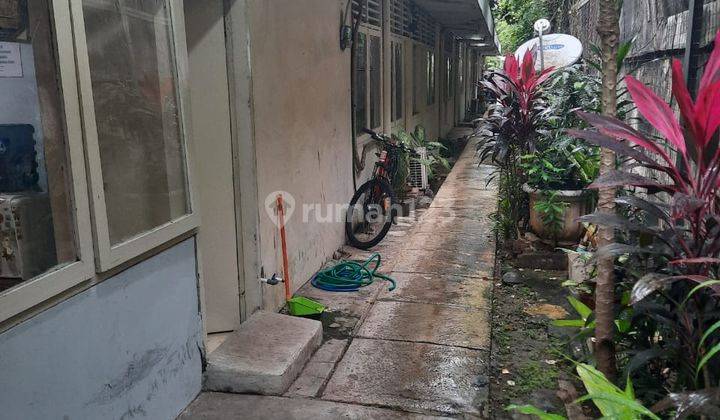 Rumah lama , area petukangan Ciledug Jakarta Selatan 2