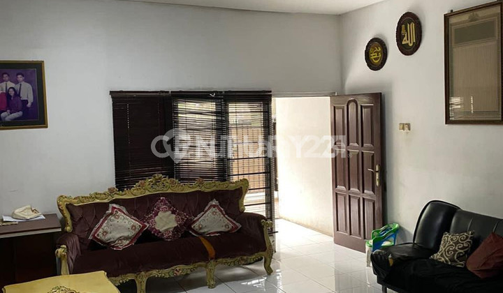 Rumah 2 Lantai Lokasi Strategis Di Setiabudi S7327