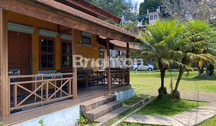 Villa Istana Bunga 1 Lantai type Wood Cabin + Chimney (Full Furnished) 2