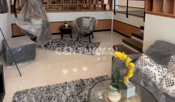 Rumah Minimalis Dan Baru Full Furnished Di Jalan Kembar Bandung 1