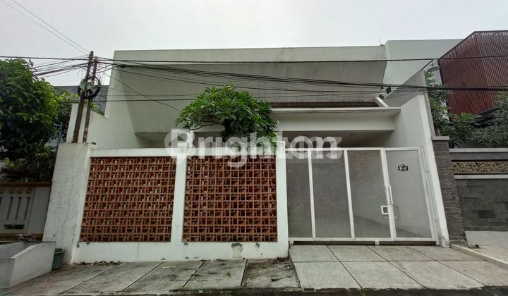 Rumah Grand Depok City Berkonsep Tropis 2