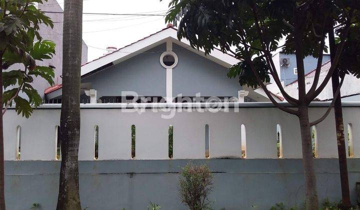 Rumah siap huni di jalan permata hijau jakarta selatan 1