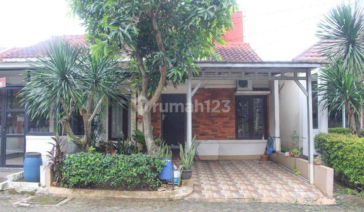 Rumah 2 Lantai 15 Menit Ke Terminal di Depok Siap Kpr Harga Nego J14634 1