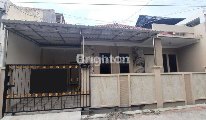 RUMAH CANTIK HABIS RENOV SIAP HUNI. DESIGN ELEGAN BEBAS BANJIR. YUK DIBELI! 1