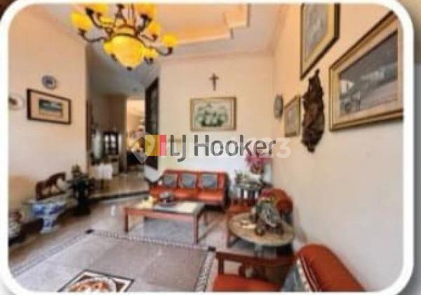Rumah Mewah Komplek Elite Full Furnished Duren Tiga Jakarta Timur. Rumah Mewah Komplek Elite Full Furnished Duren Tiga Jakarta Timur.