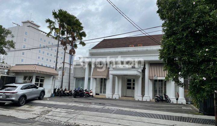 Rumah Komersil Luas Tengah Kota, Kawasan bisnis, Lokasi Strategis, Kawasan Bisnis, Jl. Prapanca Surabaya 1