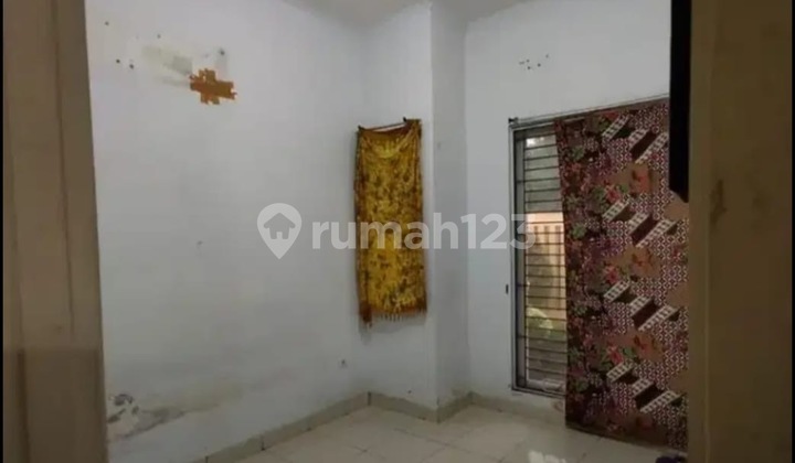 House with Extensive Land in Serpong Park, BSD 2