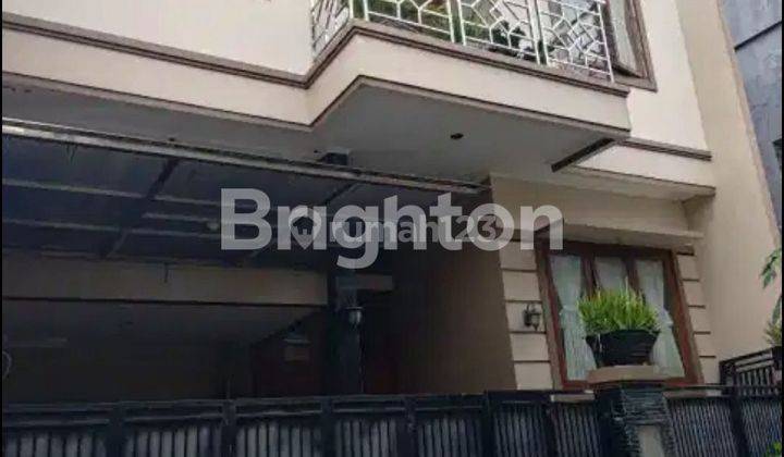 RUMAH 3 LANTAI + KONTRAKAN 6 PINTU KOJA, JAKARTA UTARA 1