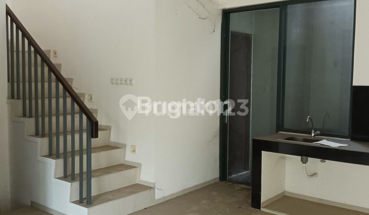 Rumah cantik asri bergaya minimalis, strategis di Golden Stone, Serpong Tangerang 2