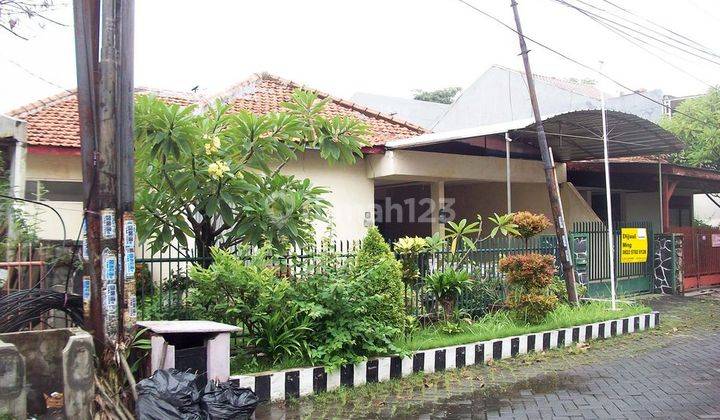 Rumah di Kutisari Selatan Surabaya Selatan, Bagus + Terawat, Row Jalan Lebar - MG - 2