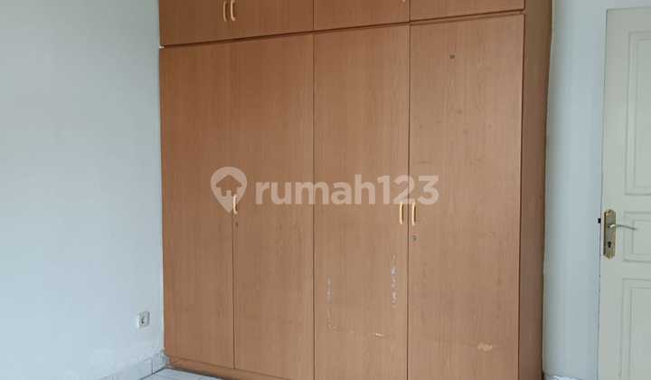 Nice House on Ciniru Street, Kebayoran Baru, South Jakarta 2