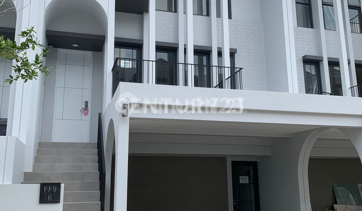 New Ready-to-Occupy Home in Greenwich BSD City Tangerang