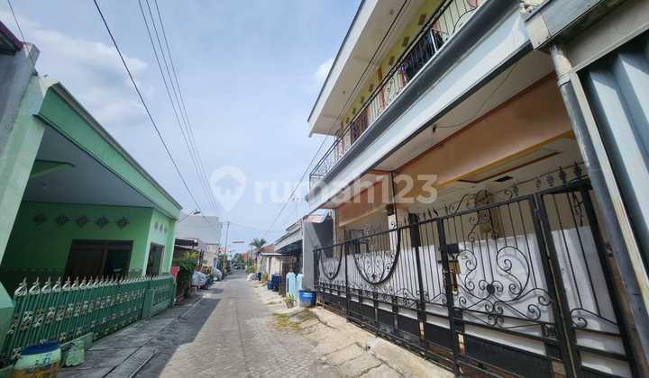 Two-Story Boarding House in East Semarang with 14 Air-Conditioned Bedrooms 2