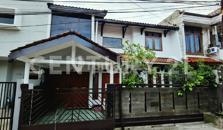 Rumah Rapi Siap Huni 4 Kamar Di Taman Kopo Indah TKI Bandung