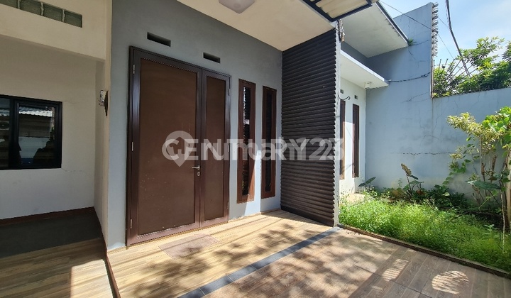 Rumah Semi Furnished Siap Huni Di Taman Holis Indah THI Bandung