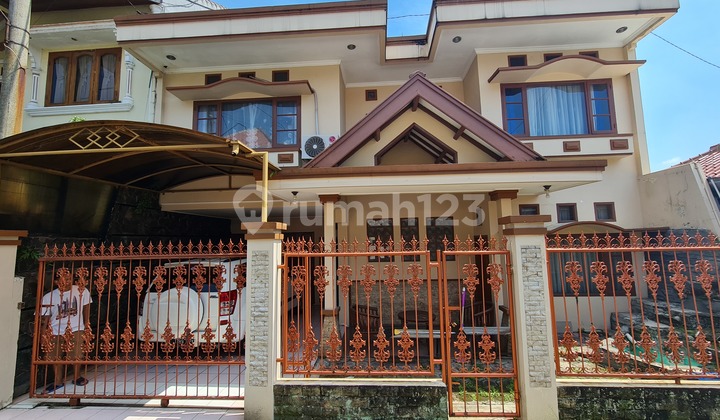 Rumah Bagus Banyak Ruang Dan Kamar Di Margahayu Permai Bandung