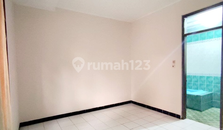 Rumah Bagus 5BR Siap Huni Di Taman Kopo Indah Bandung 2