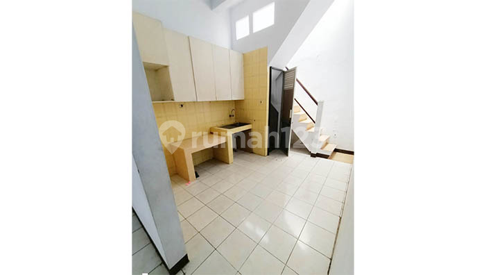 House on Jl Sunter Bisma, Sunter, Size 6x15m2 2