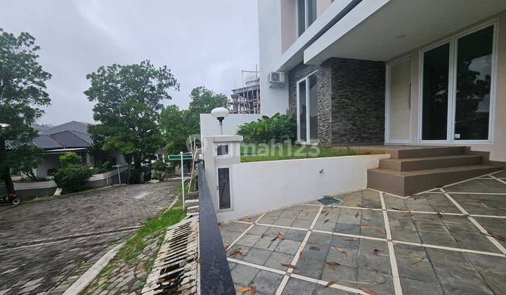 Rumah Baru 2 Lantai View Cantik di Candi Golf ,semarang 1