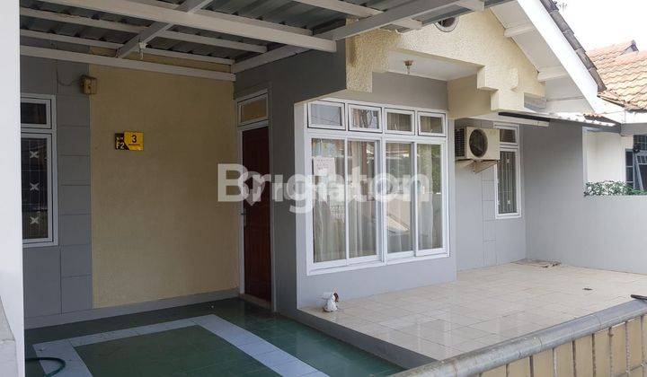 Rumah 1,5 lantai siap huni sudah direnov, nyaman dan rapi di Nusaloka BSD 1