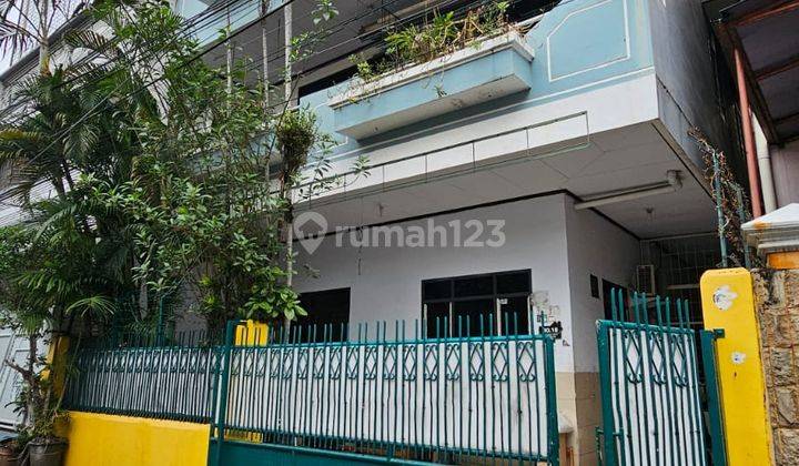 RUMAH KOST DI PETOJO SELATAN JAKARTA PUSAT 1