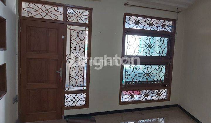 RUMAH MEWAH SIAP HUNI DI SRONDOL BANYUMANIK  SEMARANG 2