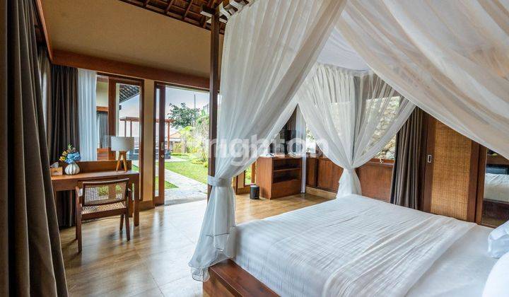 LUXURY VILLA WITH PRIVATE JACUZZI AT BEDUGUL 2