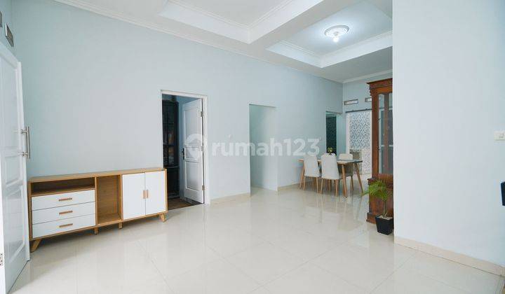 Rumah SHM Ready Furnsihed 2 Lantai Dekat Margocity, Depok J14506 2