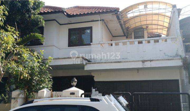 rumah graha famili surabaya butuh renov  1