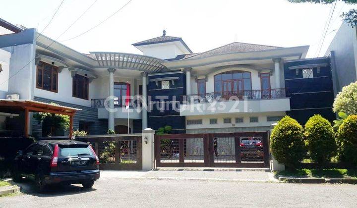 Rumah Super Lux Di Batununggal Elok Lingkungan Nyaman 1