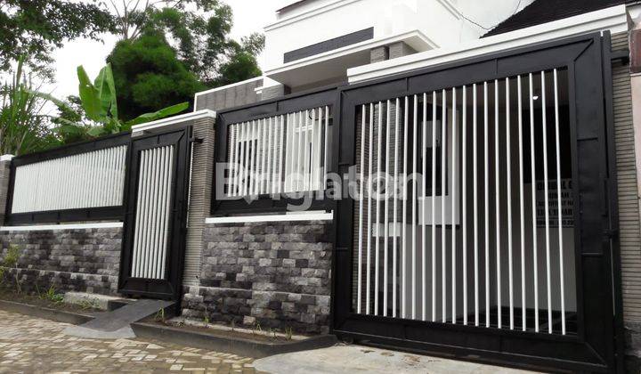 Rumah  Selangkah dari Taman Rekreasi Sengkaling 1