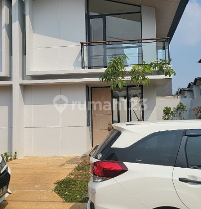 RUMAH DI LIPPO KARAWACI