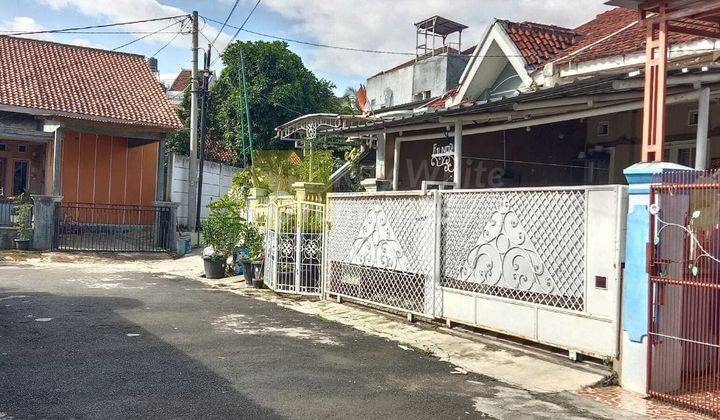 Miliki Rumah di Sampping Masjid 1