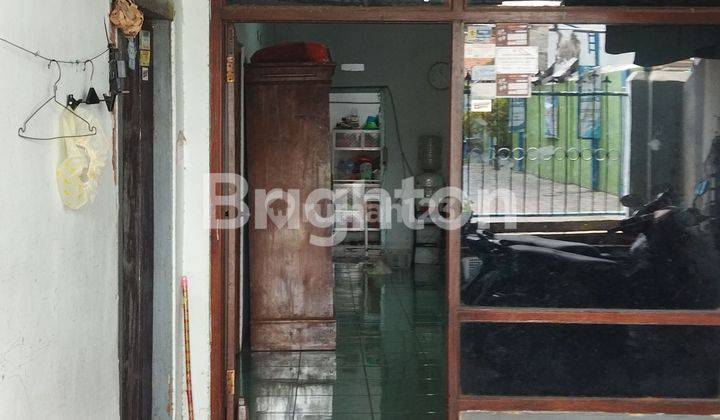 Rumah Di Dekat Sekolah di Pusat Kota Kediri 2