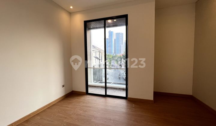 Rumah Dukuh Kupang Timur 1 pojok Dekat Raya Bintang Diponegoro 2